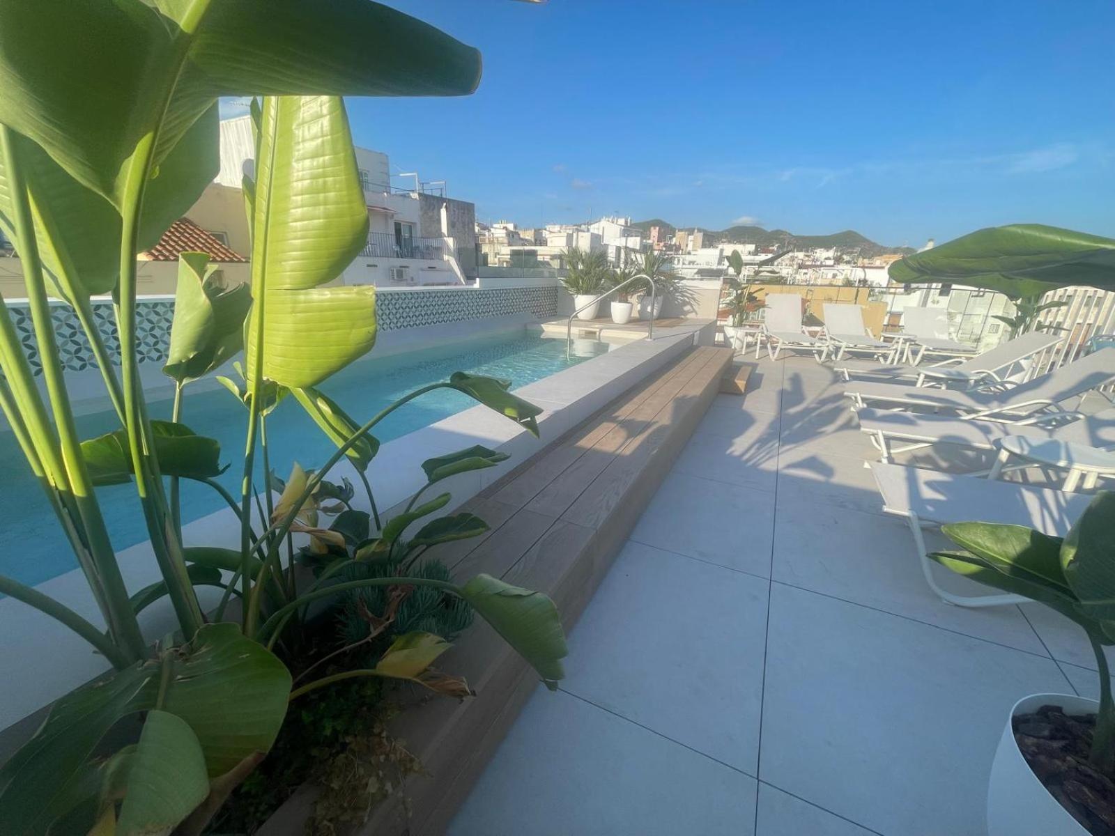 Alenti Sitges Hotel Exterior foto