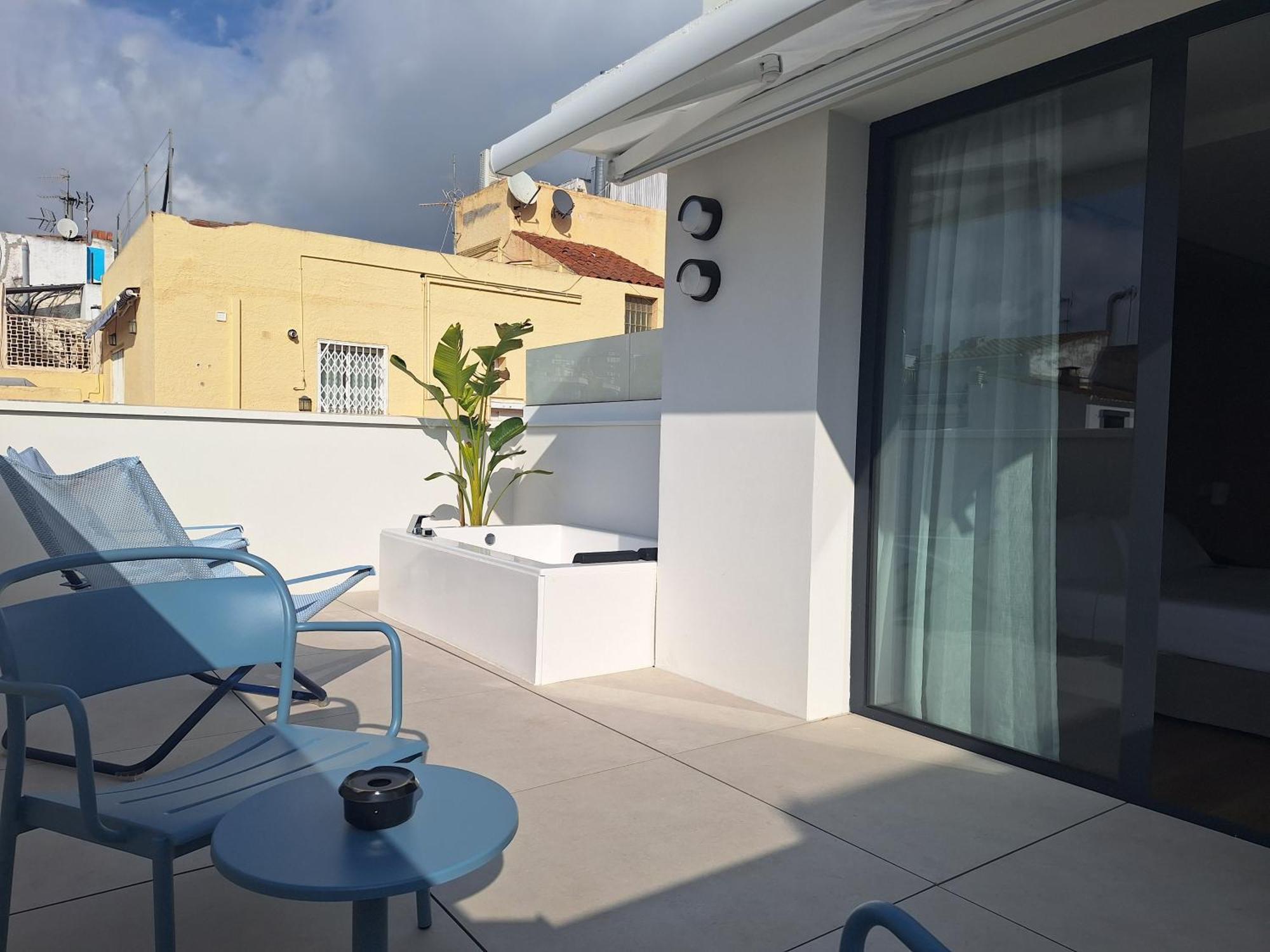 Alenti Sitges Hotel Exterior foto